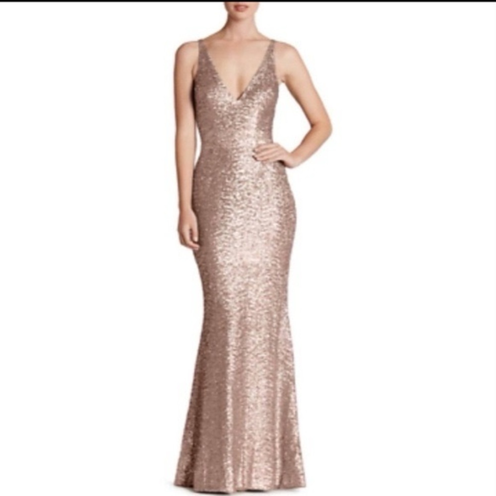 Dress The Population
Harper Sequin Maxi Gown Dress
Rose Gold
Size Small